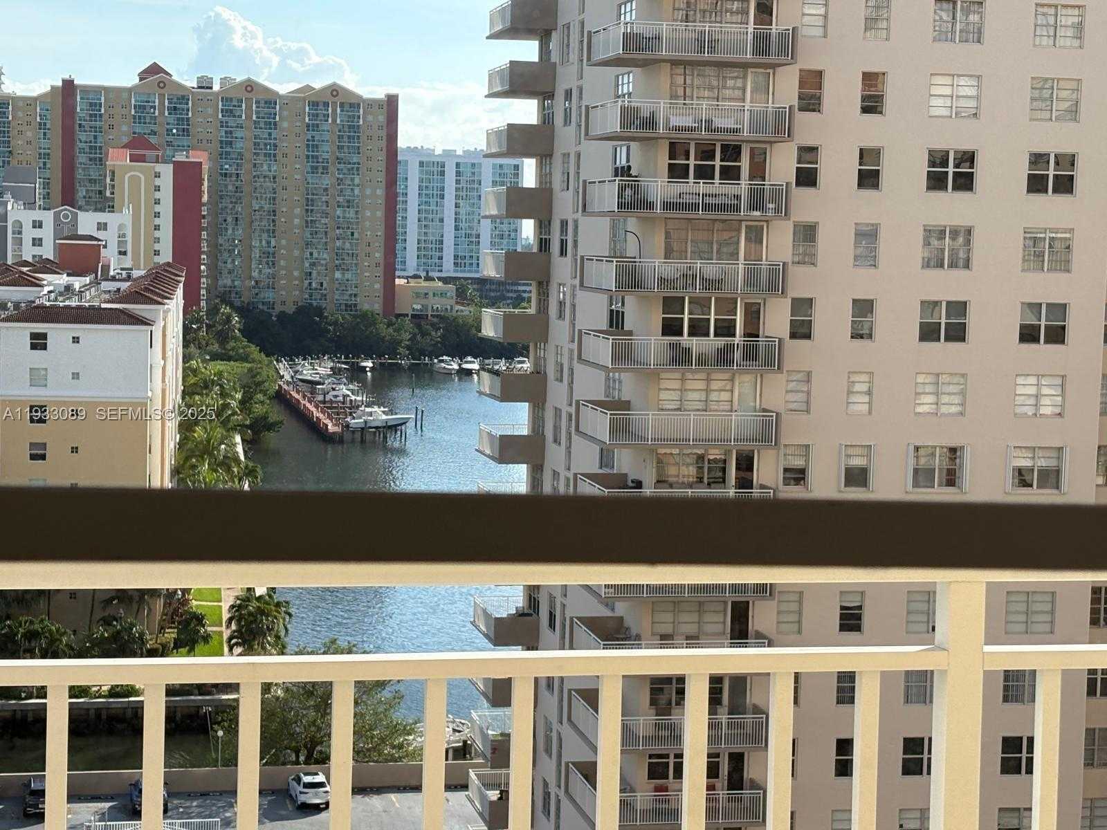 Small Image of 251 174TH ST #1215, Sunny Isles Beach Number 32