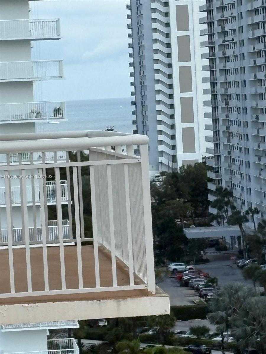 Small Image of 251 174TH ST #1215, Sunny Isles Beach Number 5