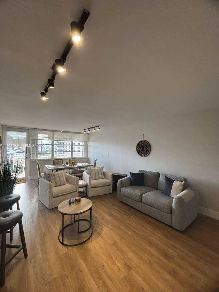 Small Image of 251 174TH ST #1215, Sunny Isles Beach Number 7