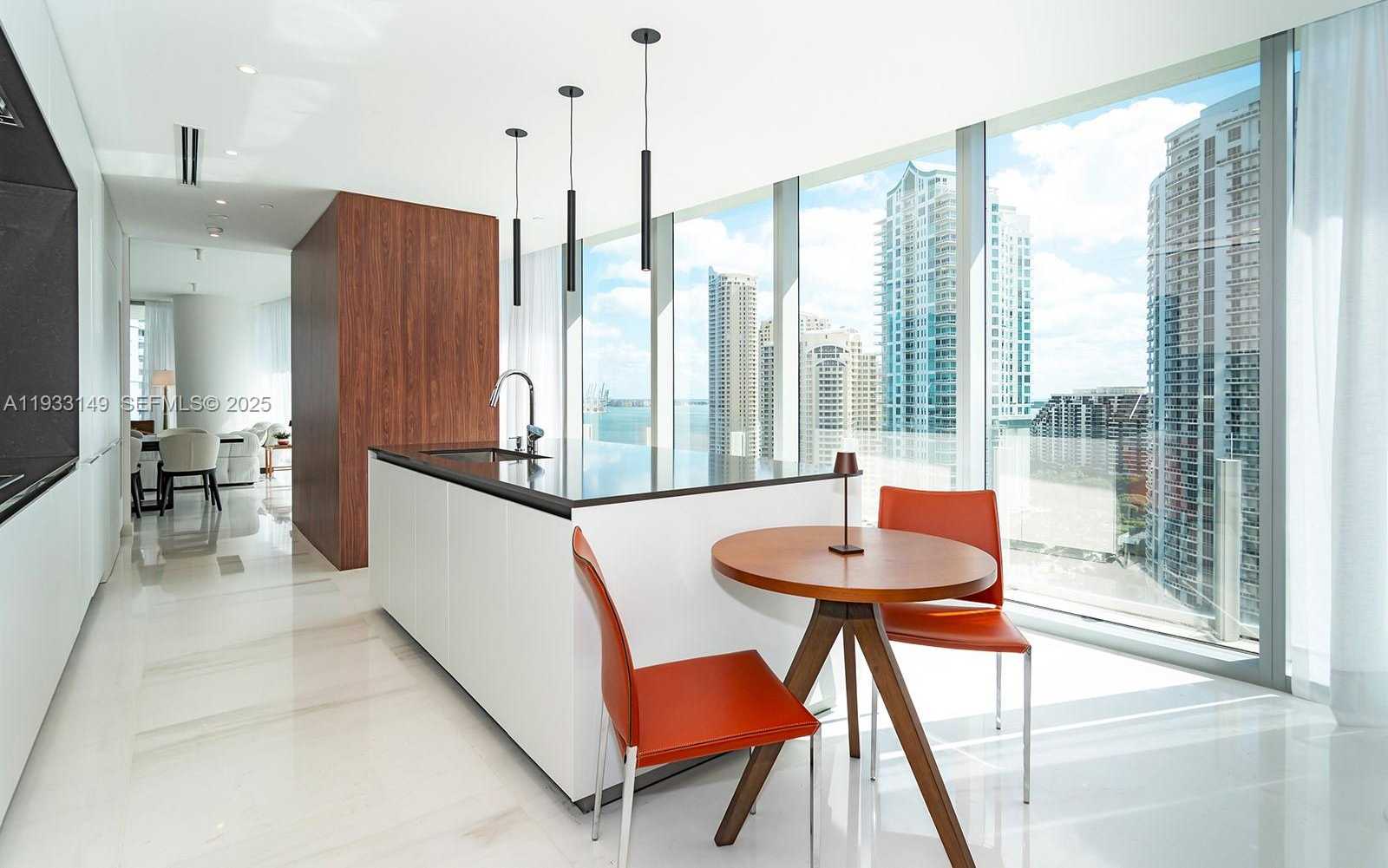 Small Image of 300 BISCAYNE BOULEVARD WAY #1901, Miami Number 17