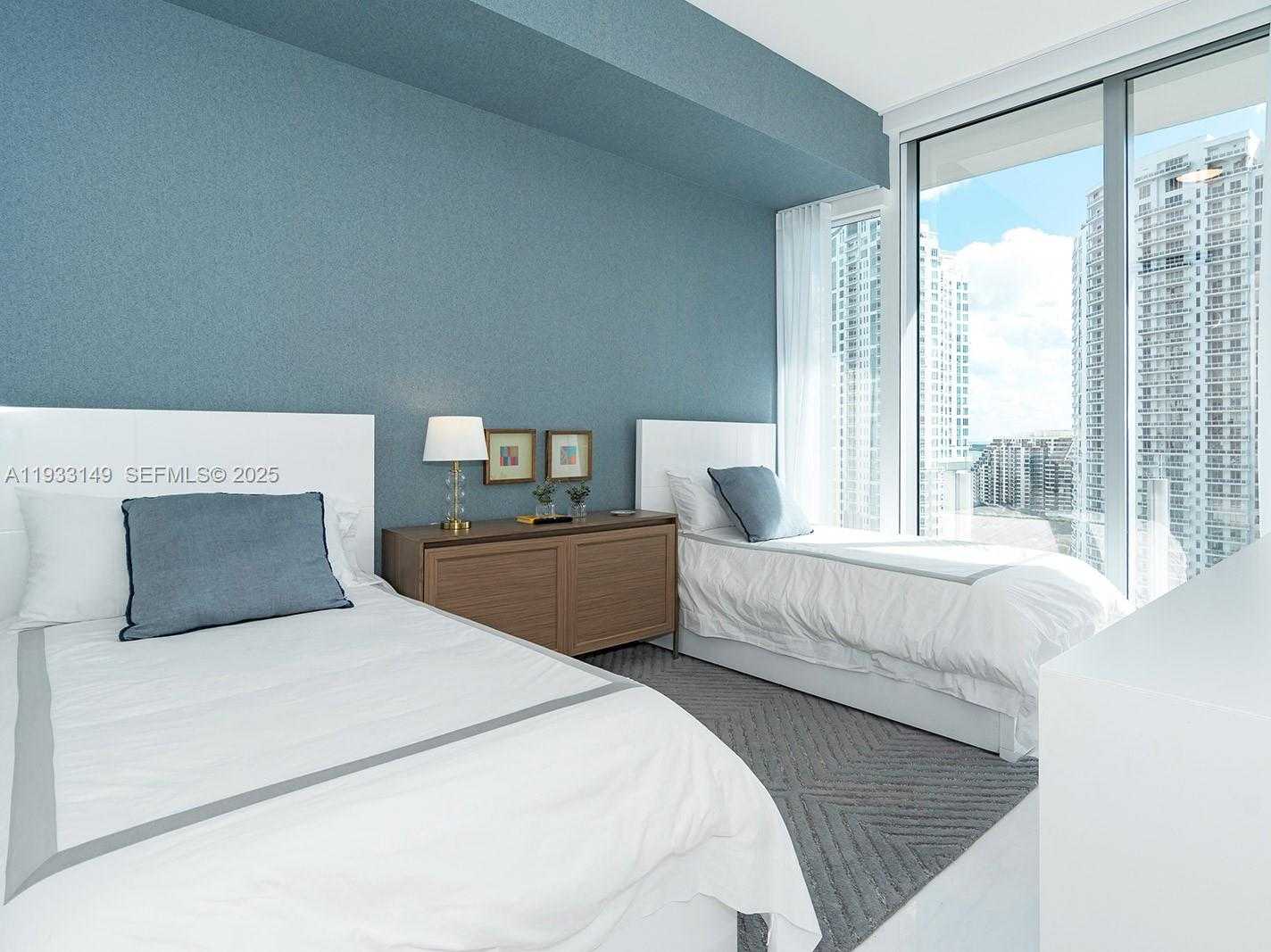 Small Image of 300 BISCAYNE BOULEVARD WAY #1901, Miami Number 38