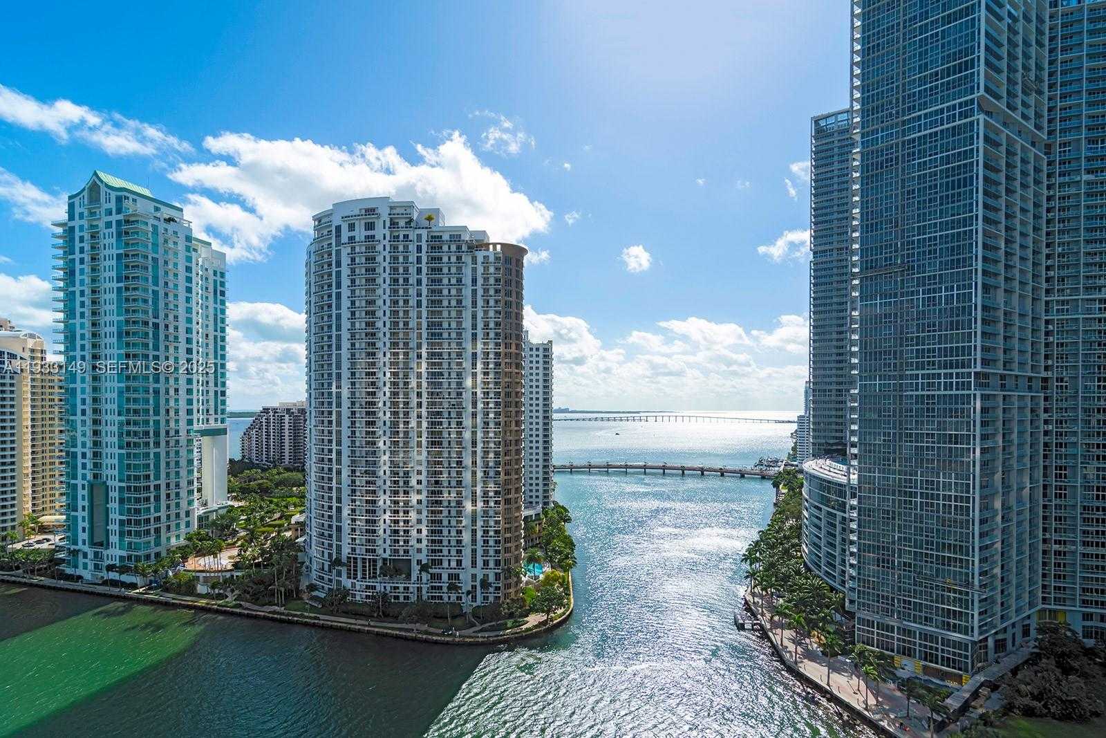 Small Image of 300 BISCAYNE BOULEVARD WAY #1901, Miami Number 6
