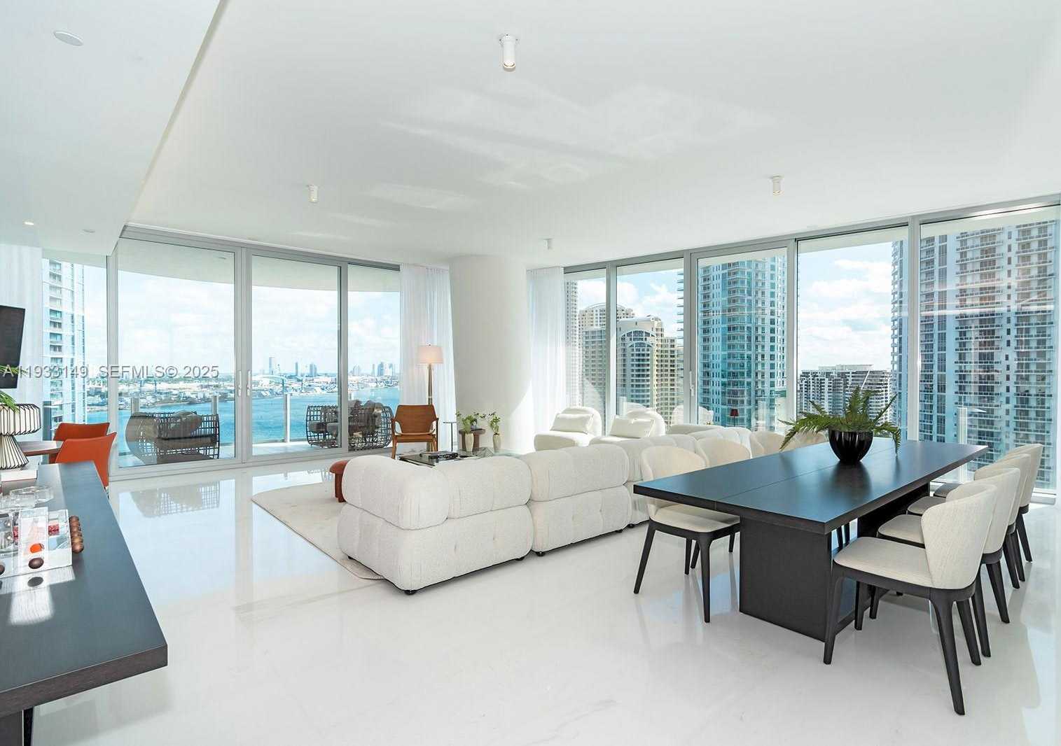 Small Image of 300 BISCAYNE BOULEVARD WAY #1901, Miami Number 9