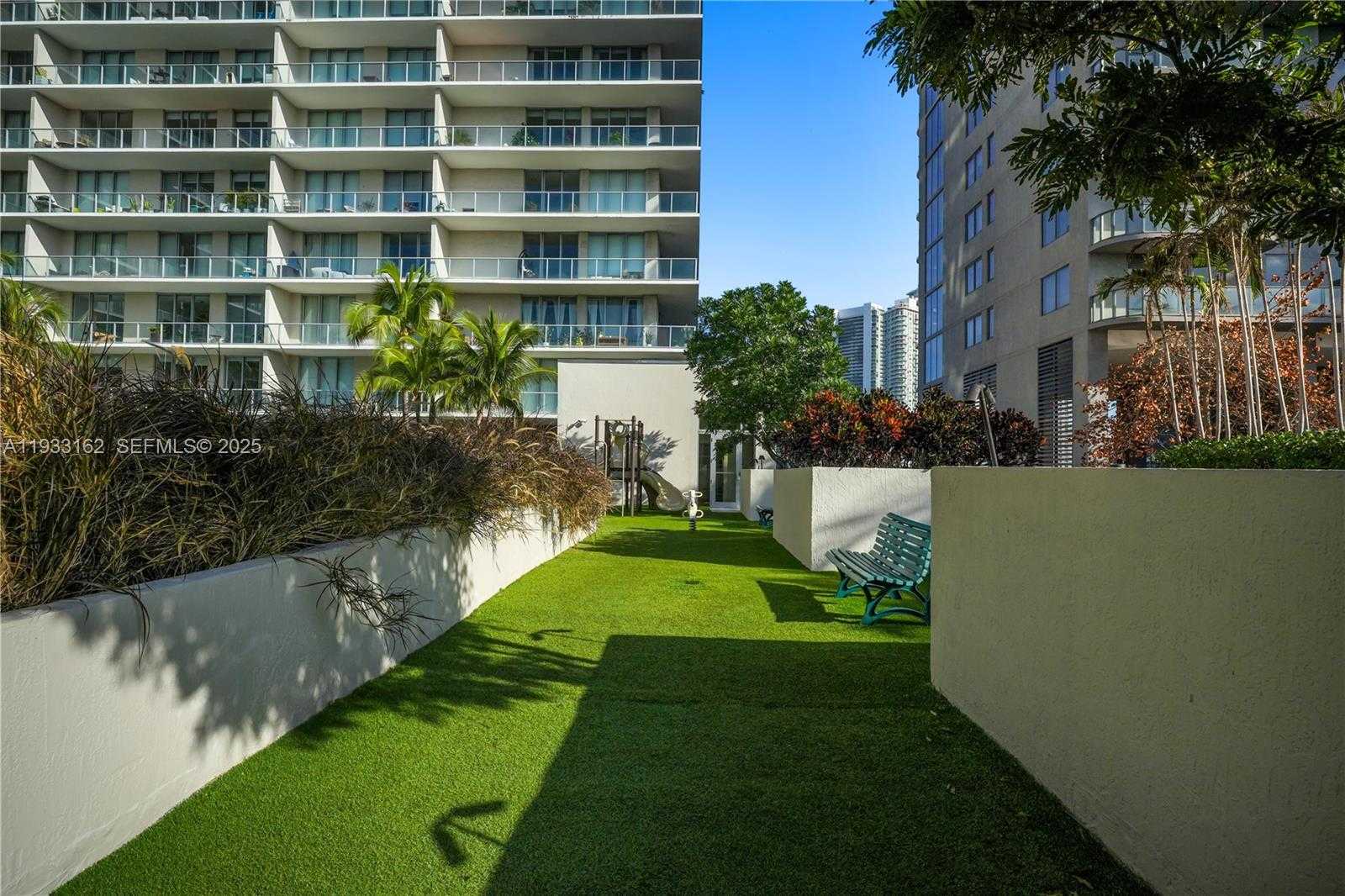 Small Image of 3470 EAST COAST AVE #H0606, Miami Number 34