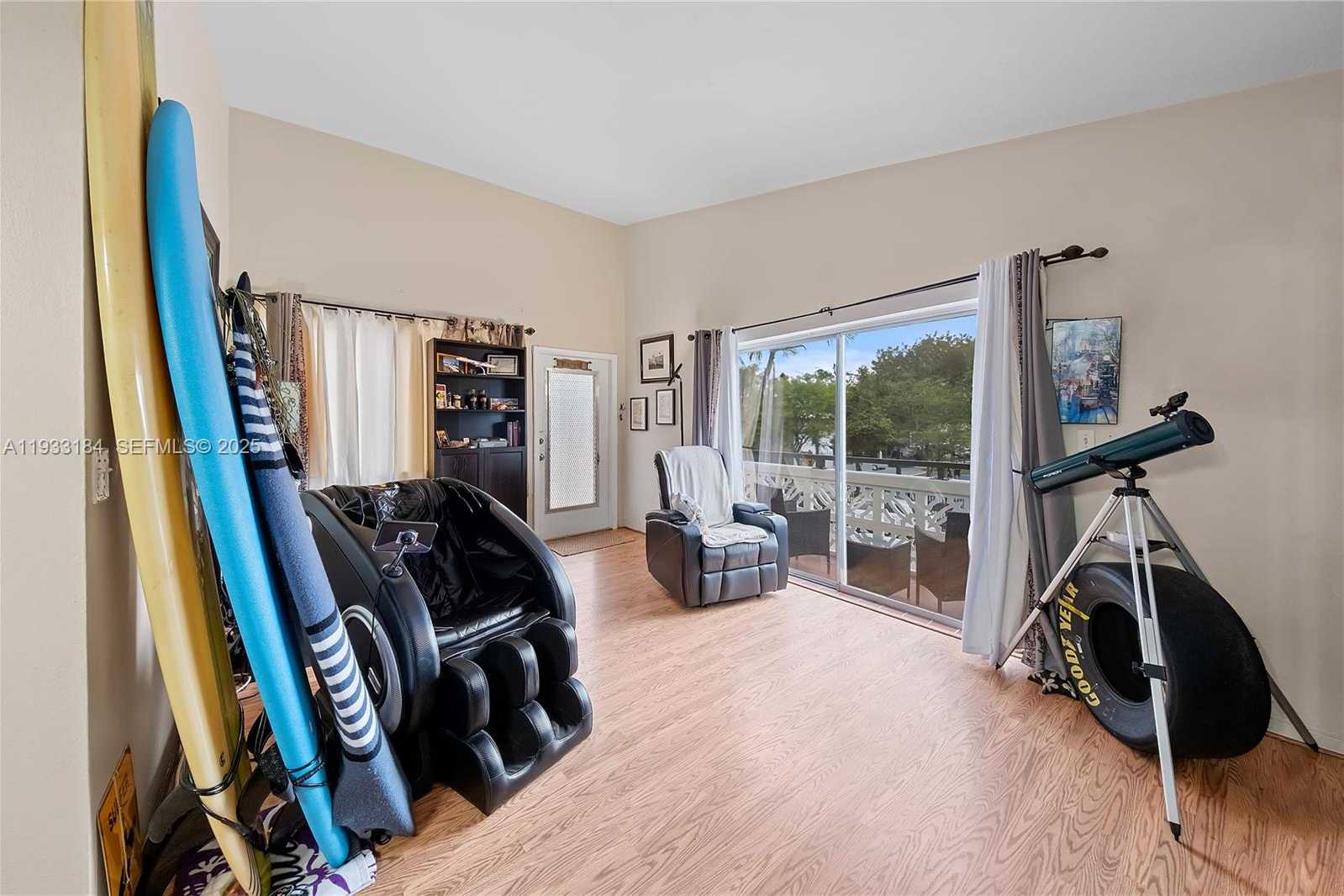 Small Image of 8040 TATUM WATERWAY DR #11, Miami Beach Number 11