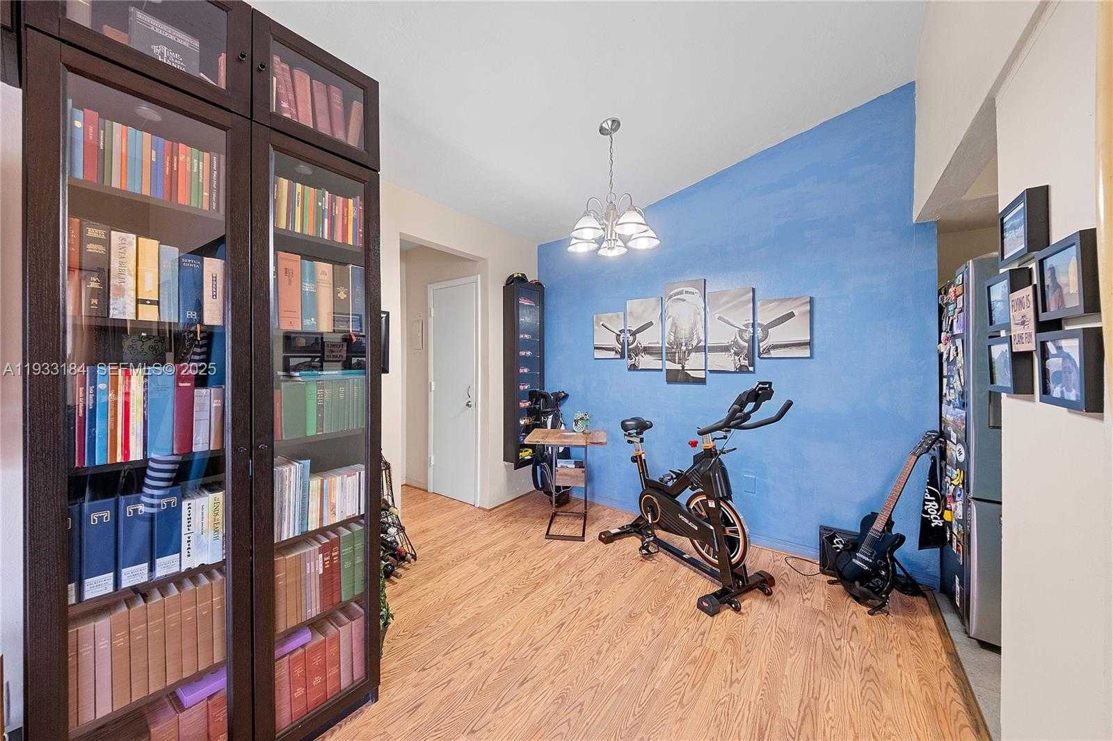 Small Image of 8040 TATUM WATERWAY DR #11, Miami Beach Number 14