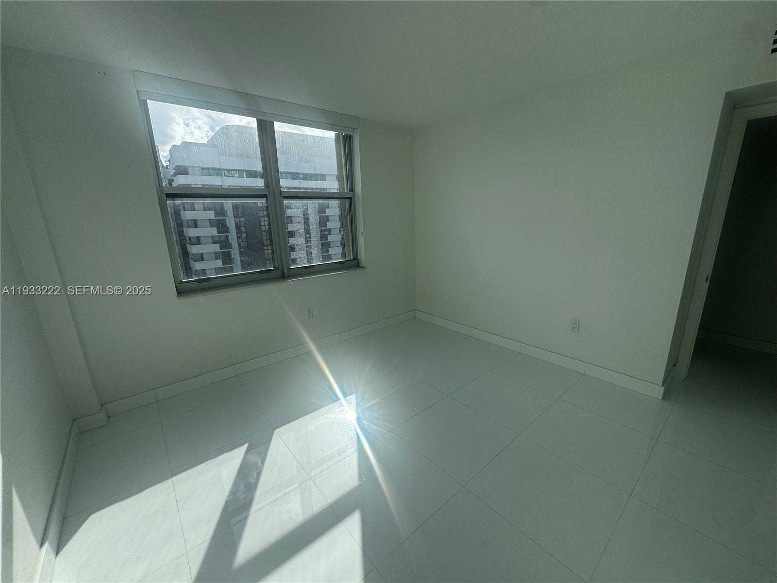 Small Image of 625 BILTMORE WAY #1103, Coral Gables Number 10