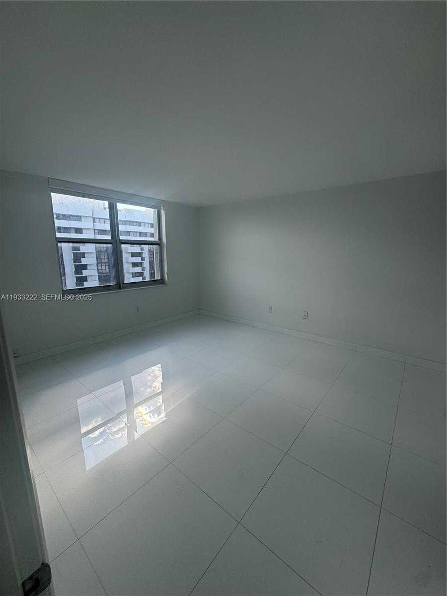 Small Image of 625 BILTMORE WAY #1103, Coral Gables Number 11