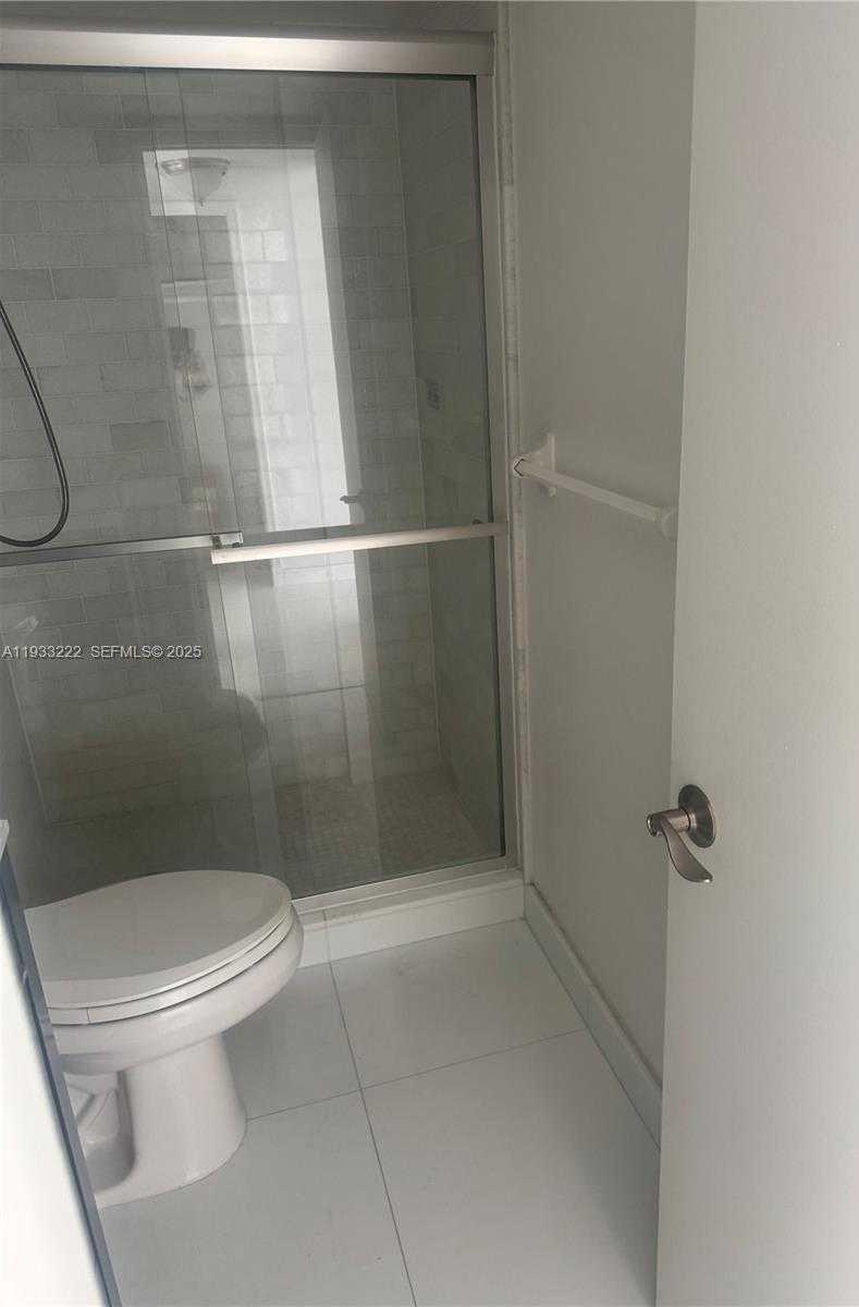 Small Image of 625 BILTMORE WAY #1103, Coral Gables Number 17