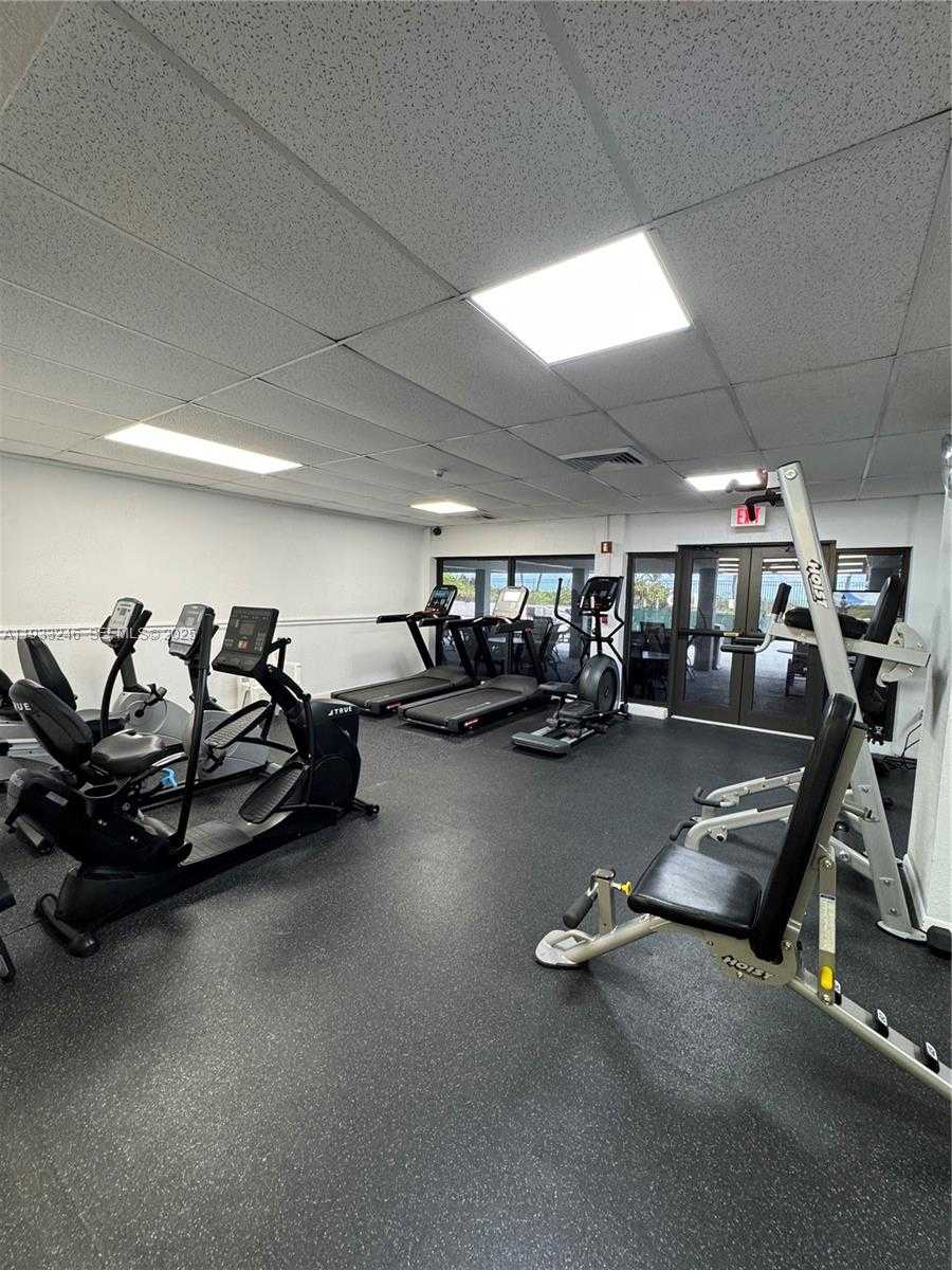 Small Image of 1980 SOUTH OCEAN DR #20Q, Hallandale Beach Number 29