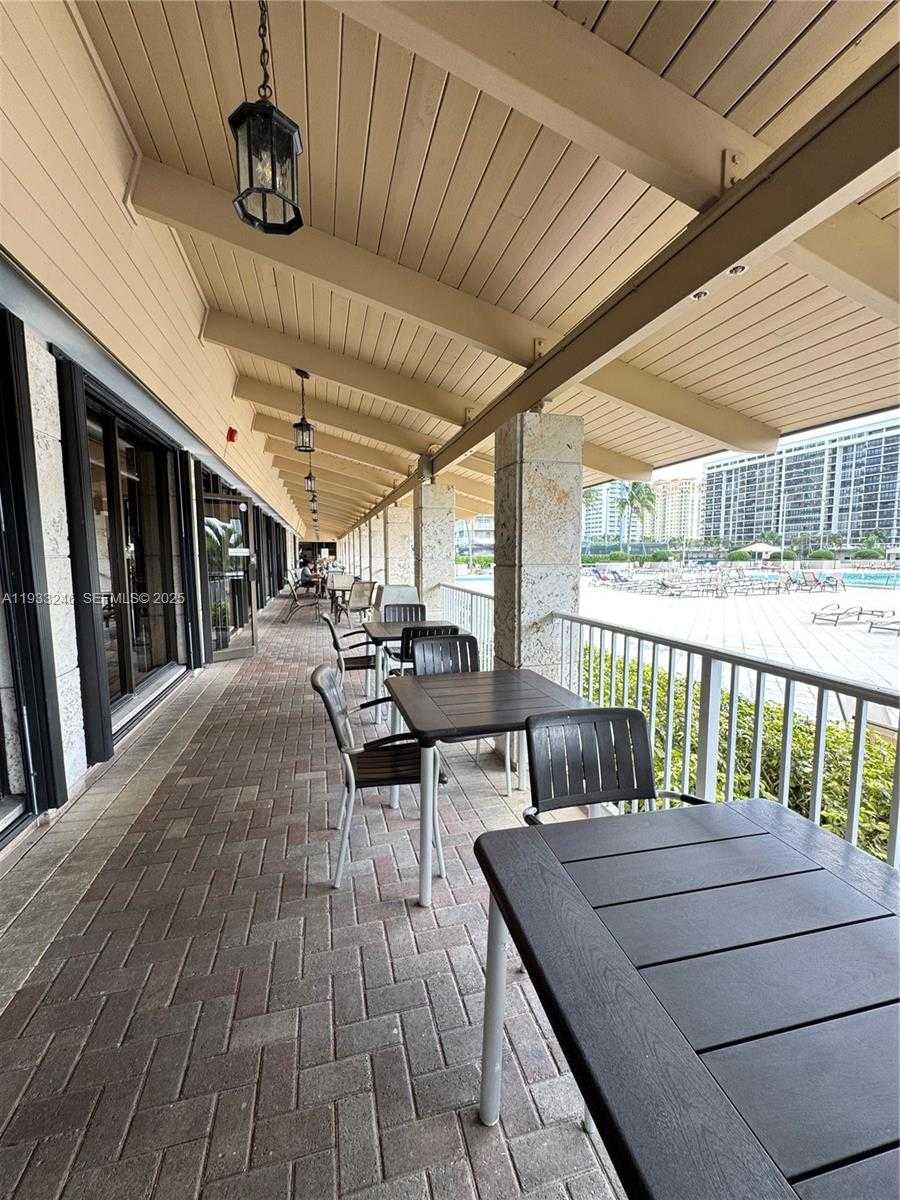 Small Image of 1980 SOUTH OCEAN DR #20Q, Hallandale Beach Number 37