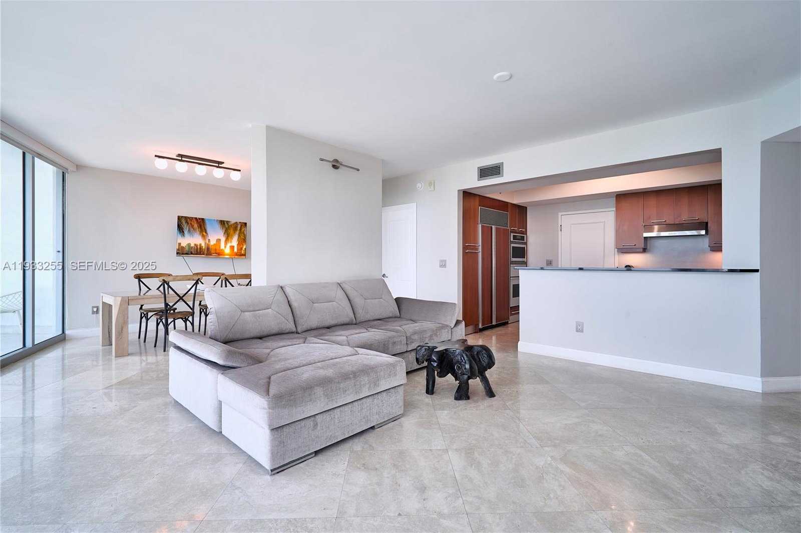 Small Image of 3101 SOUTH OCEAN DR #3005, Hollywood Number 30