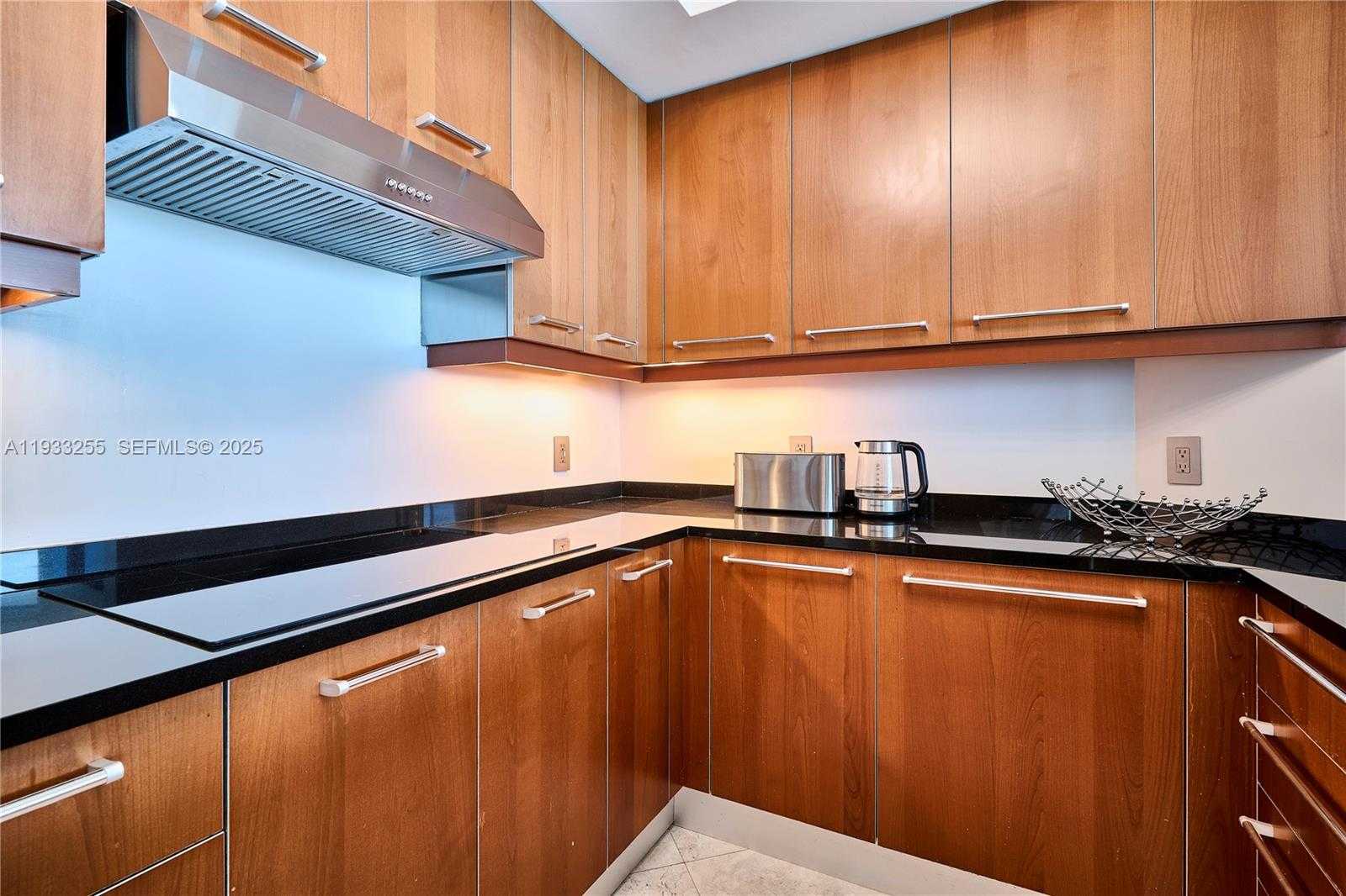 Small Image of 3101 SOUTH OCEAN DR #3005, Hollywood Number 35