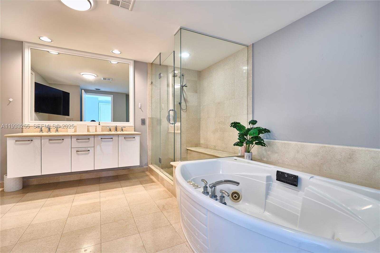 Small Image of 3101 SOUTH OCEAN DR #3005, Hollywood Number 59