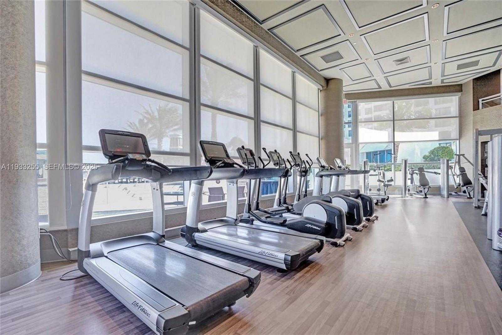 Small Image of 3101 SOUTH OCEAN DR #3005, Hollywood Number 74