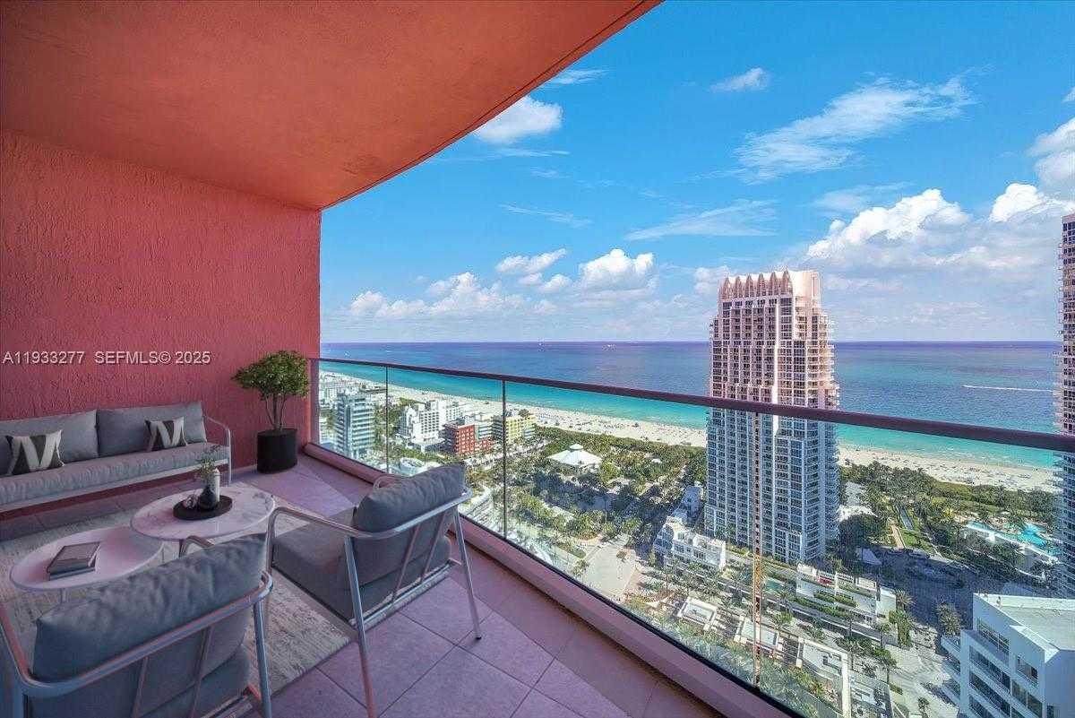 Small Image of 300 SOUTH POINTE DR #3402, Miami Beach Number 18