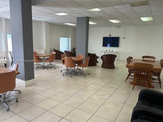 Small Image of 1001 91ST ST #408, Bay Harbor Islands Number 15