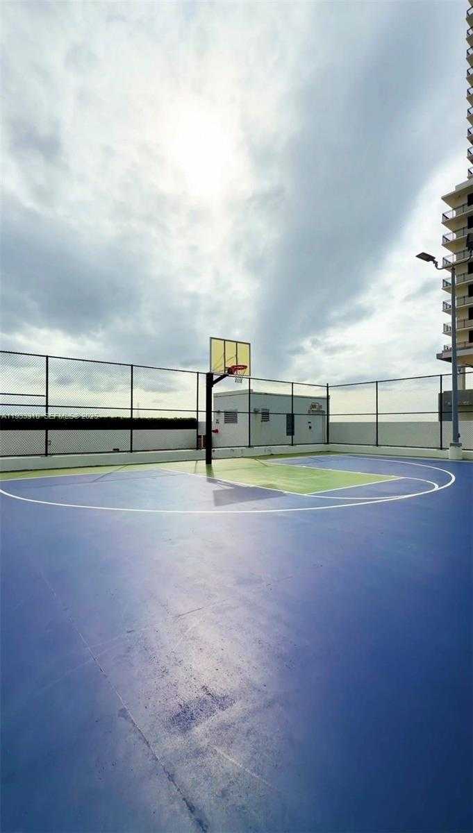 Imagen de Pequeño Objeto