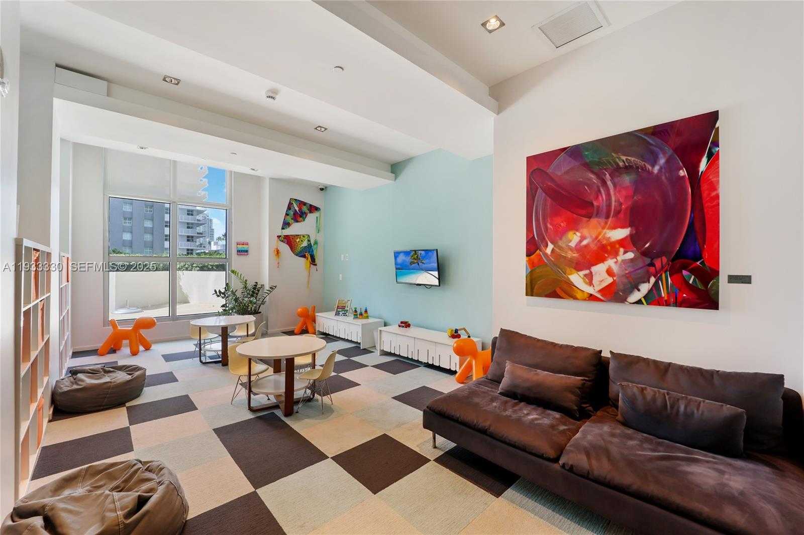 Small Image of 1100 SOUTH MIAMI AVE #1607, Miami Number 31