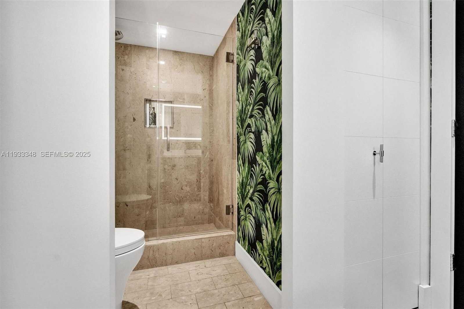 Small Image of 1800 NORTH EAST 114TH ST #1007, Miami Number 23