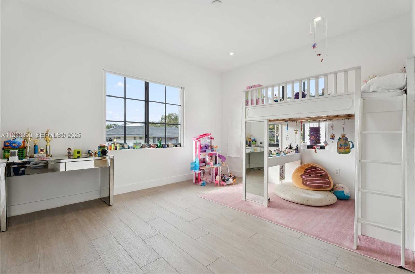 Small Image of 8391 SOUTH WEST 65TH AVE #8391, Miami Number 19