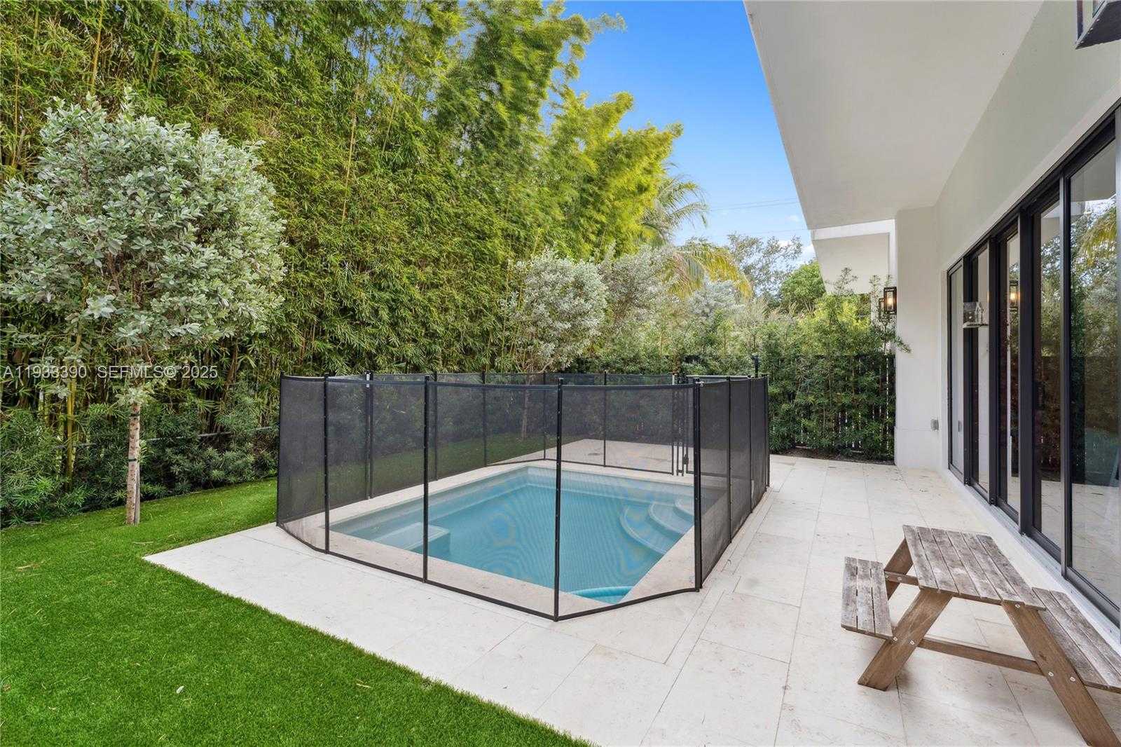 Small Image of 8391 SOUTH WEST 65TH AVE #8391, Miami Number 3