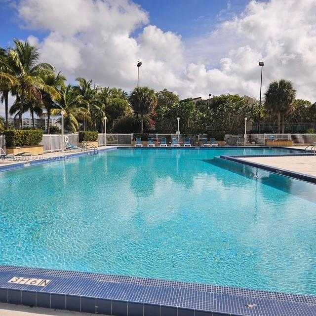 Small Image of 14501 NORTH KENDALL DR #312H, Miami Number 11