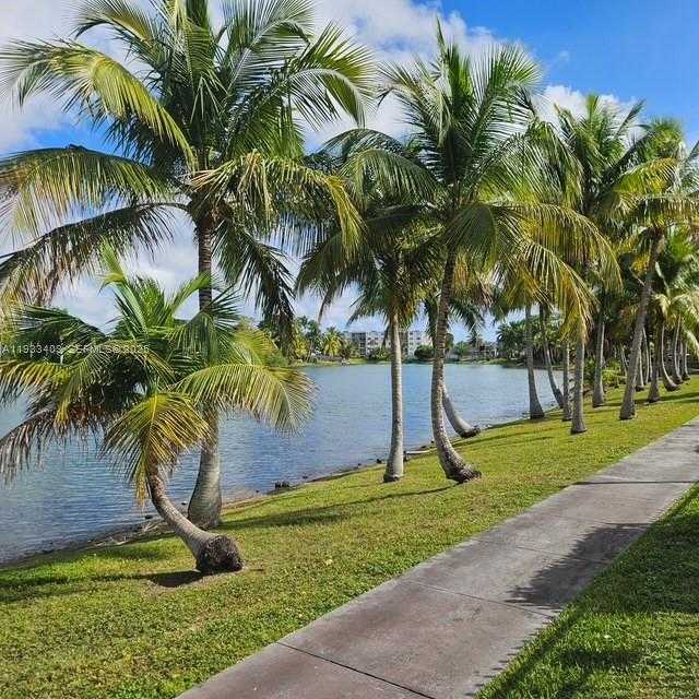 Small Image of 14501 NORTH KENDALL DR #312H, Miami Number 14