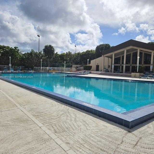 Small Image of 14501 NORTH KENDALL DR #312H, Miami Number 15