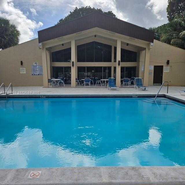 Small Image of 14501 NORTH KENDALL DR #312H, Miami Number 18