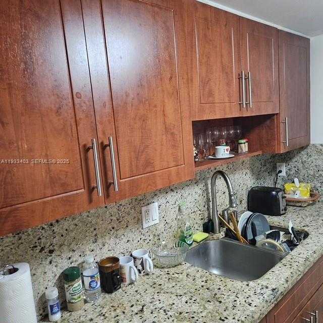 Small Image of 14501 NORTH KENDALL DR #312H, Miami Number 7