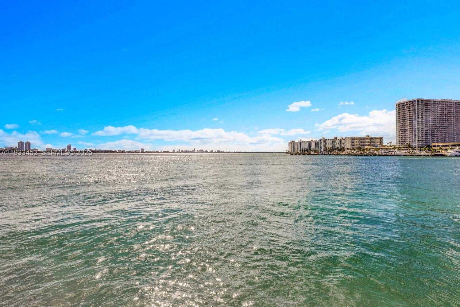 Small Image of 2016 BAY DR #604, Miami Beach Number 24