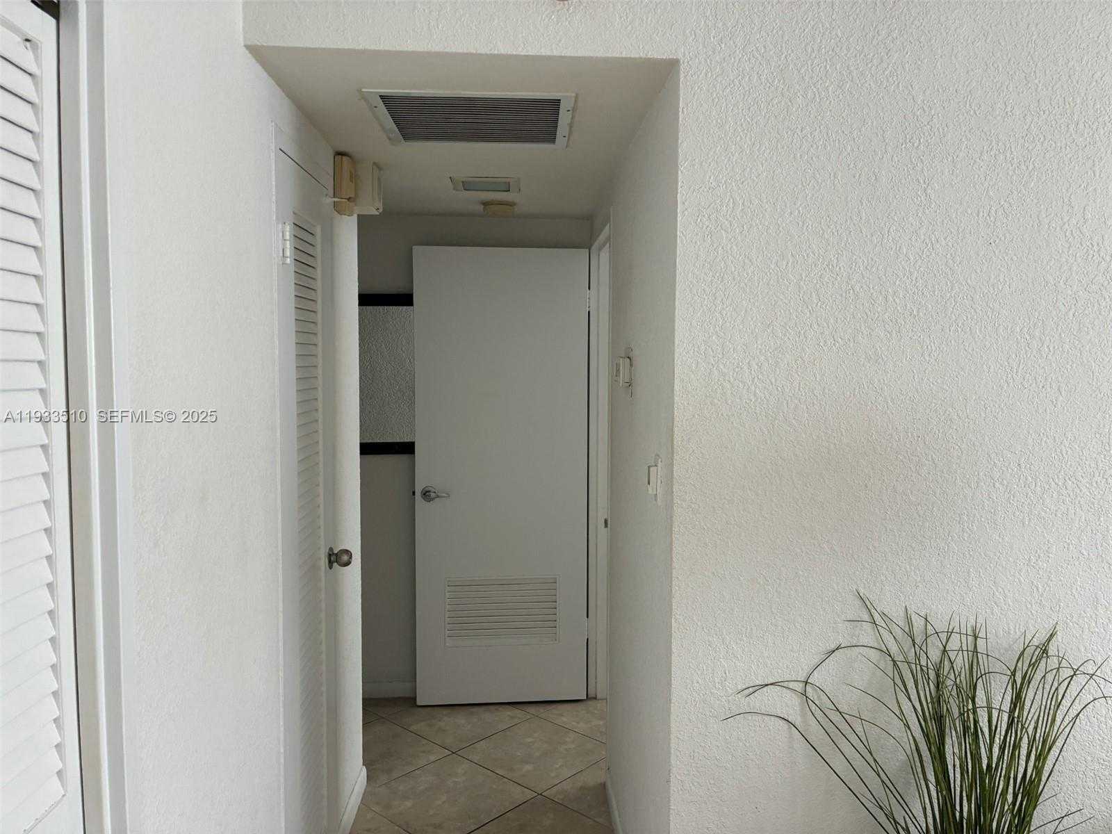Small Image of 1000 WEST AVE #110, Miami Beach Number 11