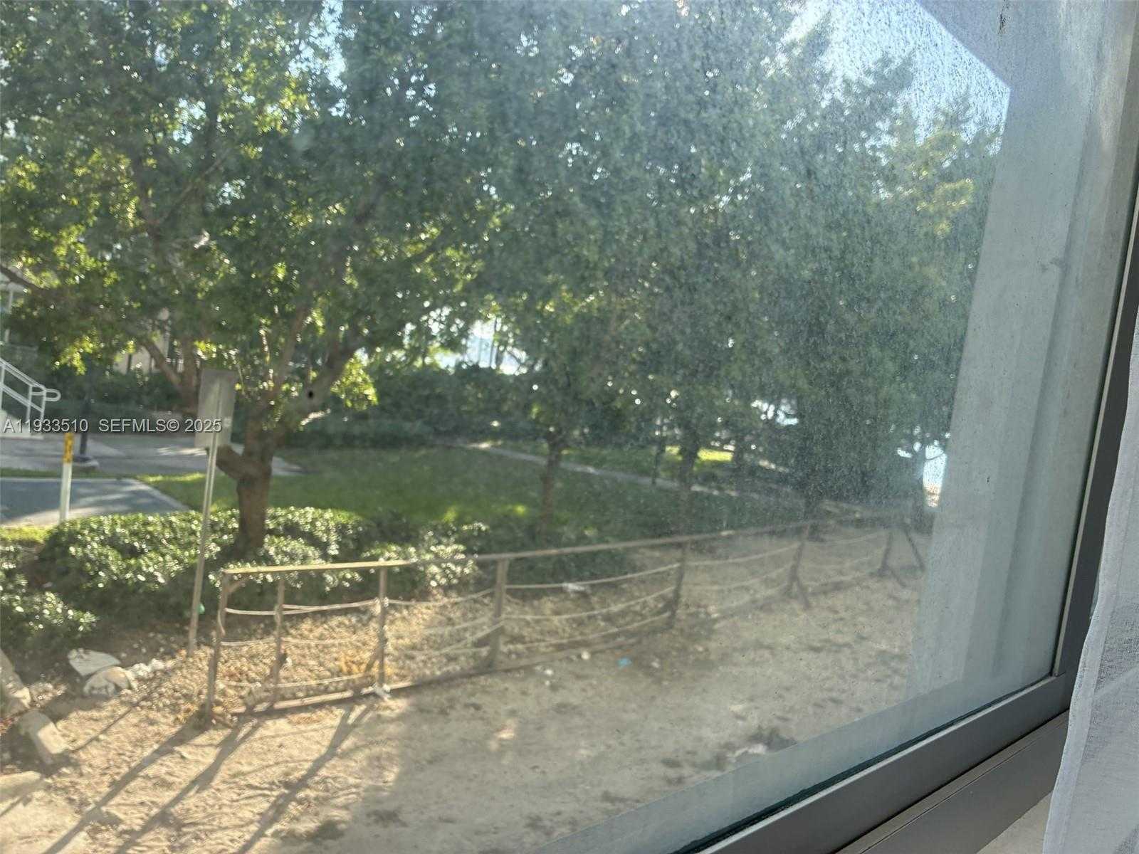 Small Image of 1000 WEST AVE #110, Miami Beach Number 19