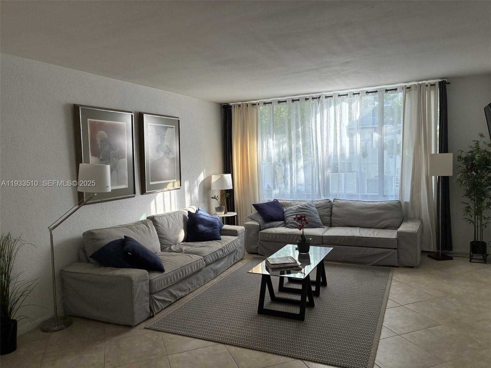 Small Image of 1000 WEST AVE #110, Miami Beach Number 2