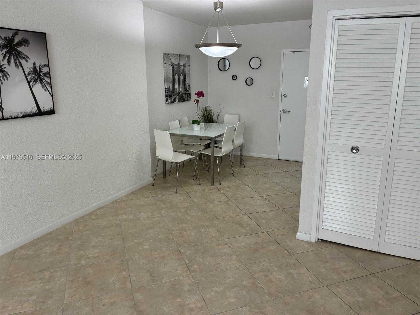 Small Image of 1000 WEST AVE #110, Miami Beach Number 9