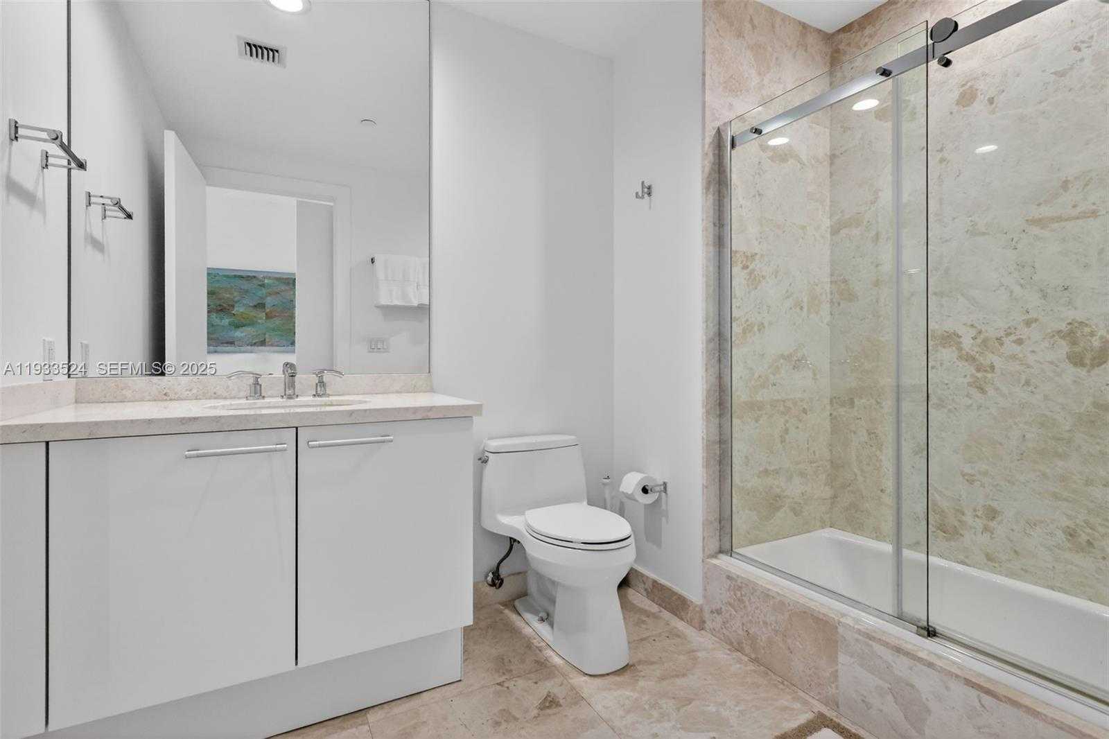 Small Image of 4100 ISLAND BLVD #1403, Aventura Number 15
