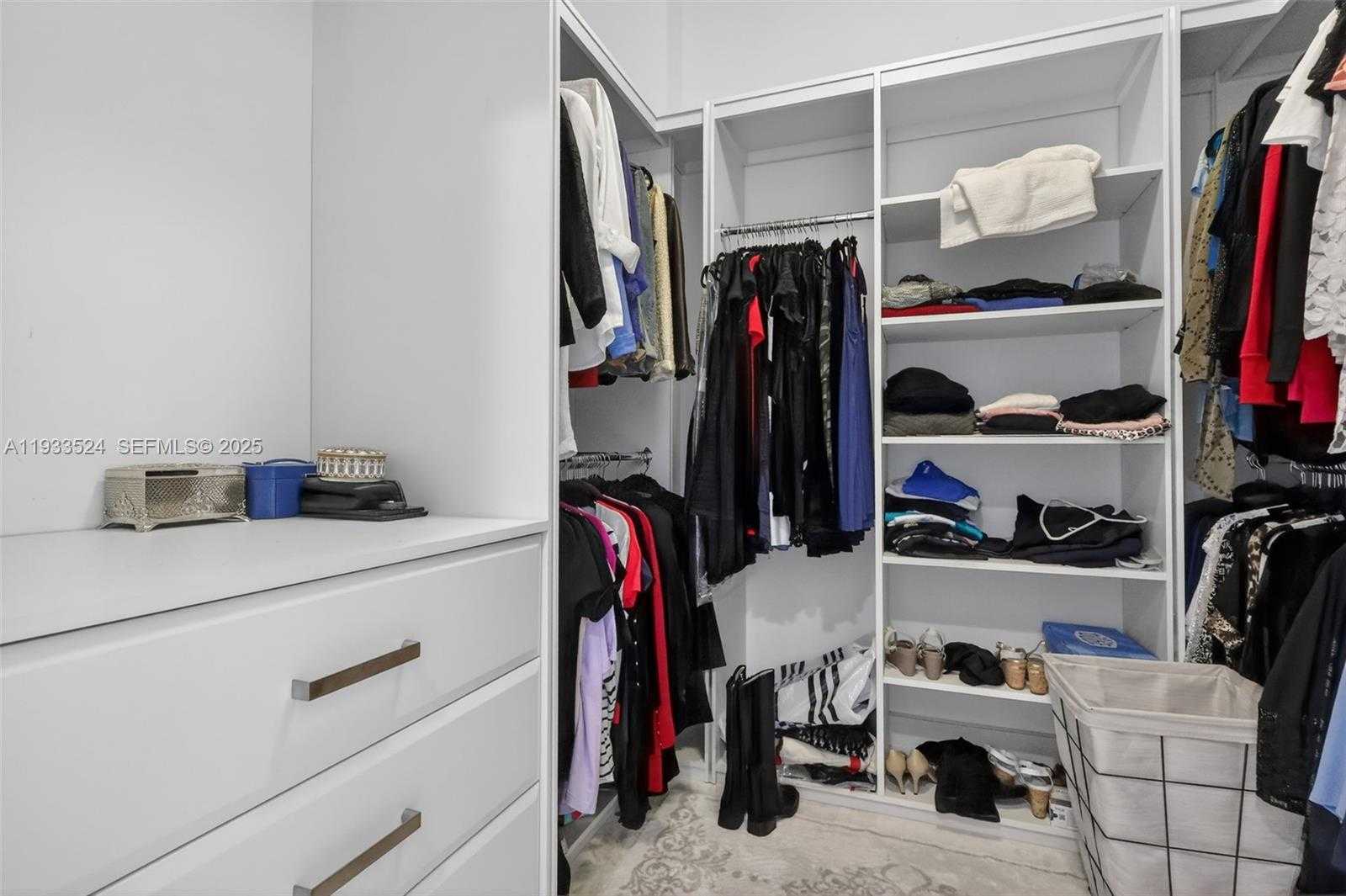 Small Image of 4100 ISLAND BLVD #1403, Aventura Number 21