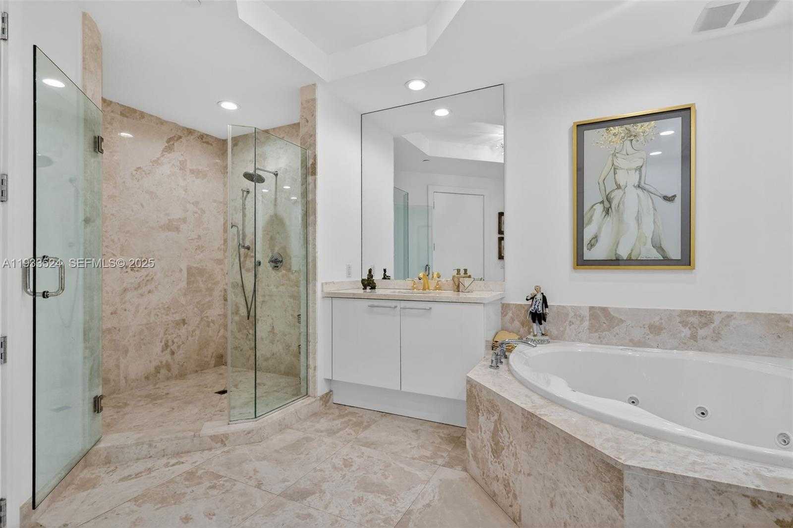 Small Image of 4100 ISLAND BLVD #1403, Aventura Number 28