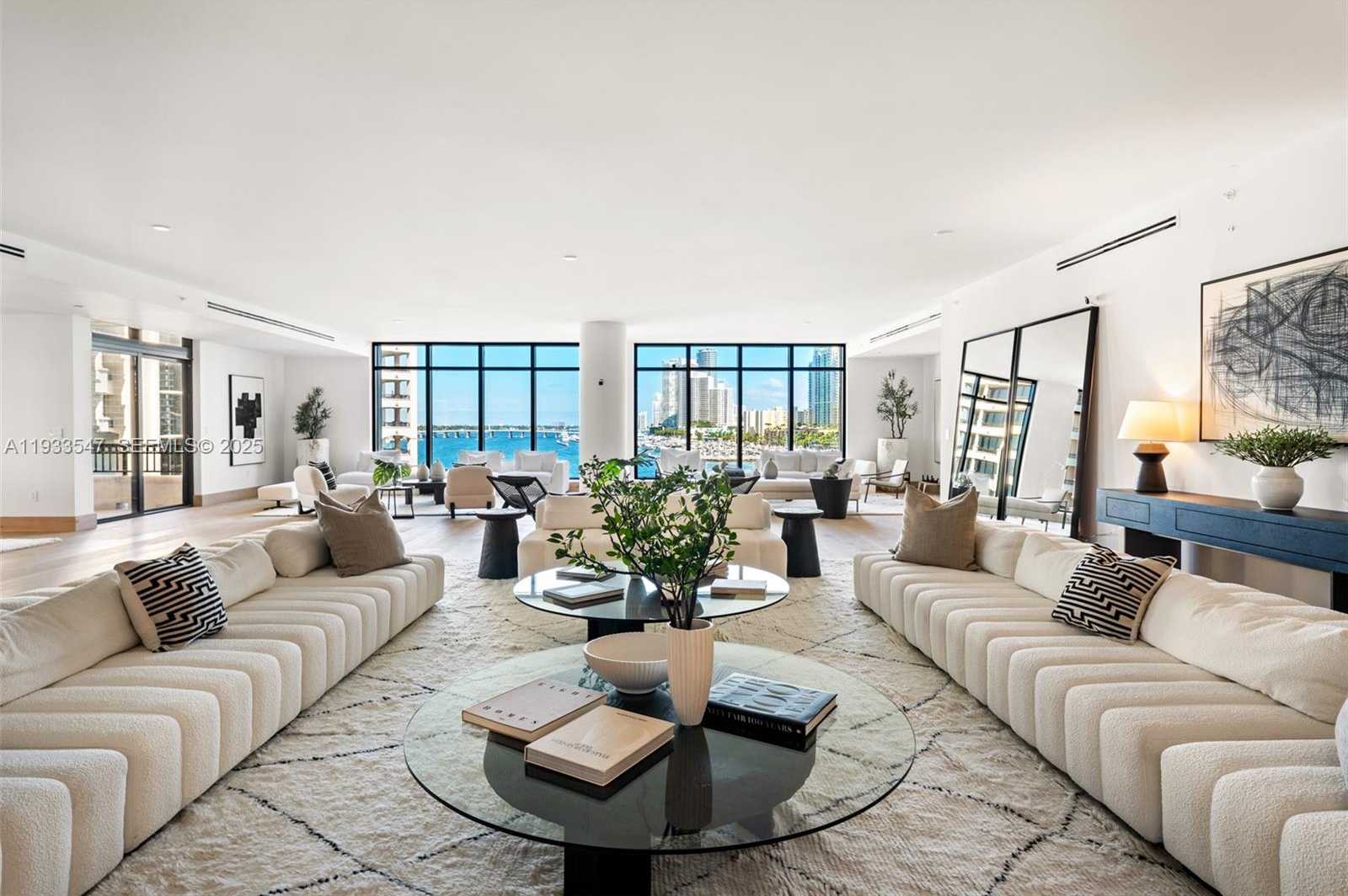 Small Image of 7061 FISHER ISLAND DR #7061, Miami Beach Number 3