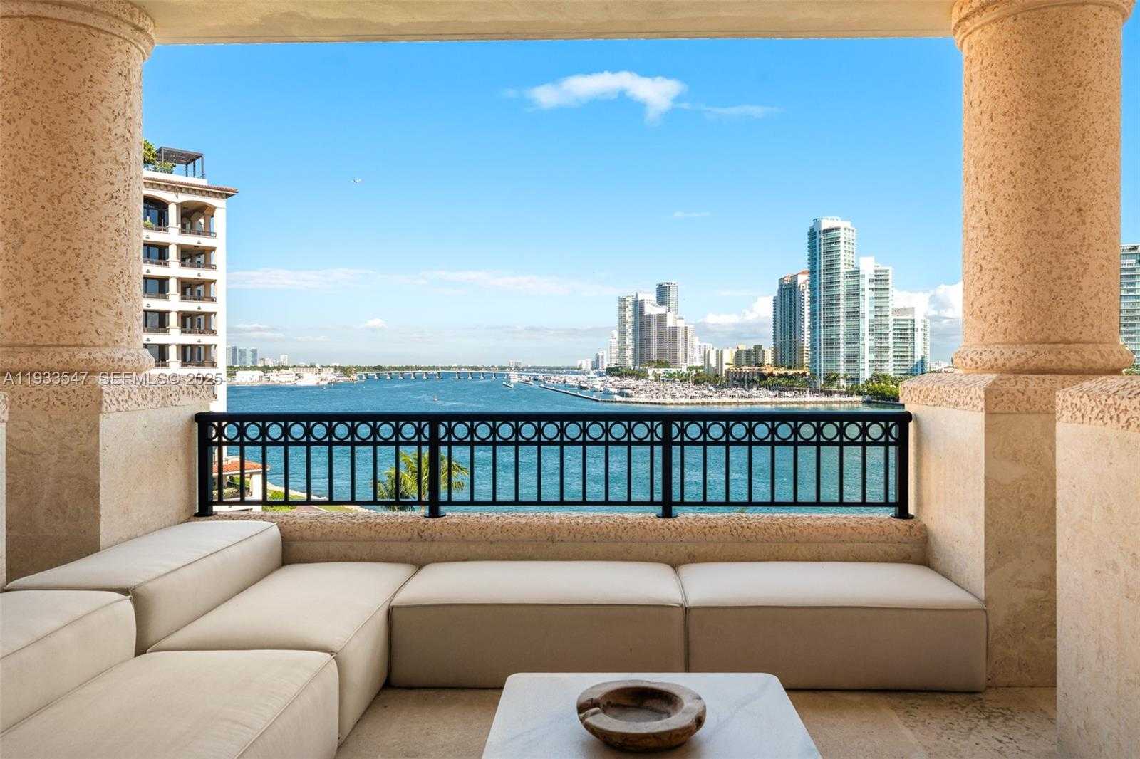 Small Image of 7061 FISHER ISLAND DR #7061, Miami Beach Number 53