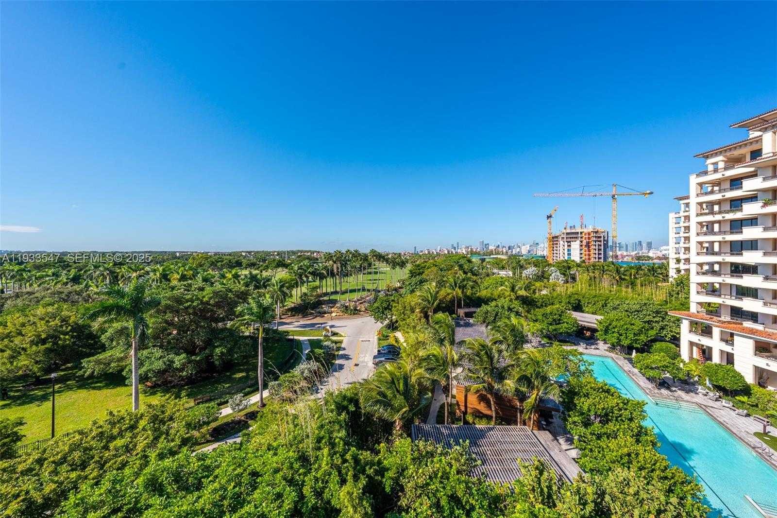Small Image of 7061 FISHER ISLAND DR #7061, Miami Beach Number 55