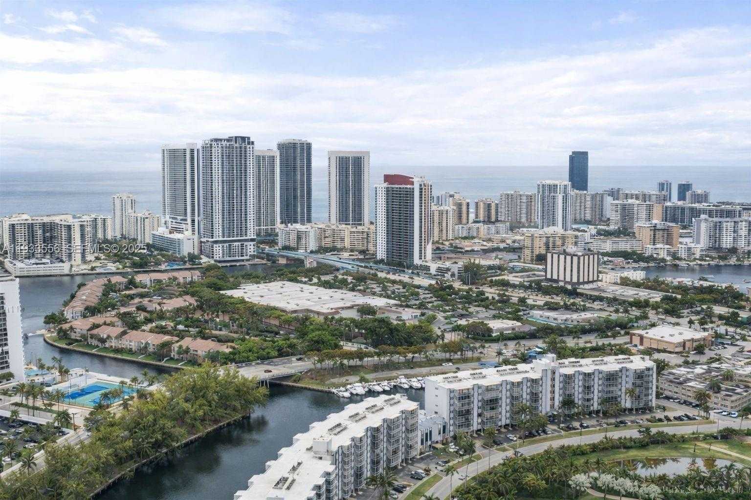 Small Image of 200 DIPLOMAT PKWY #530, Hallandale Beach Number 2