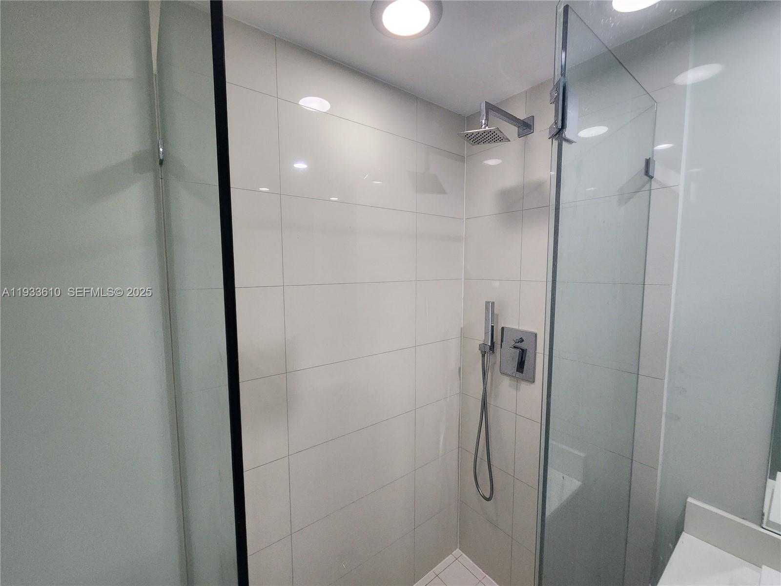 Imagen de Pequeño Objeto