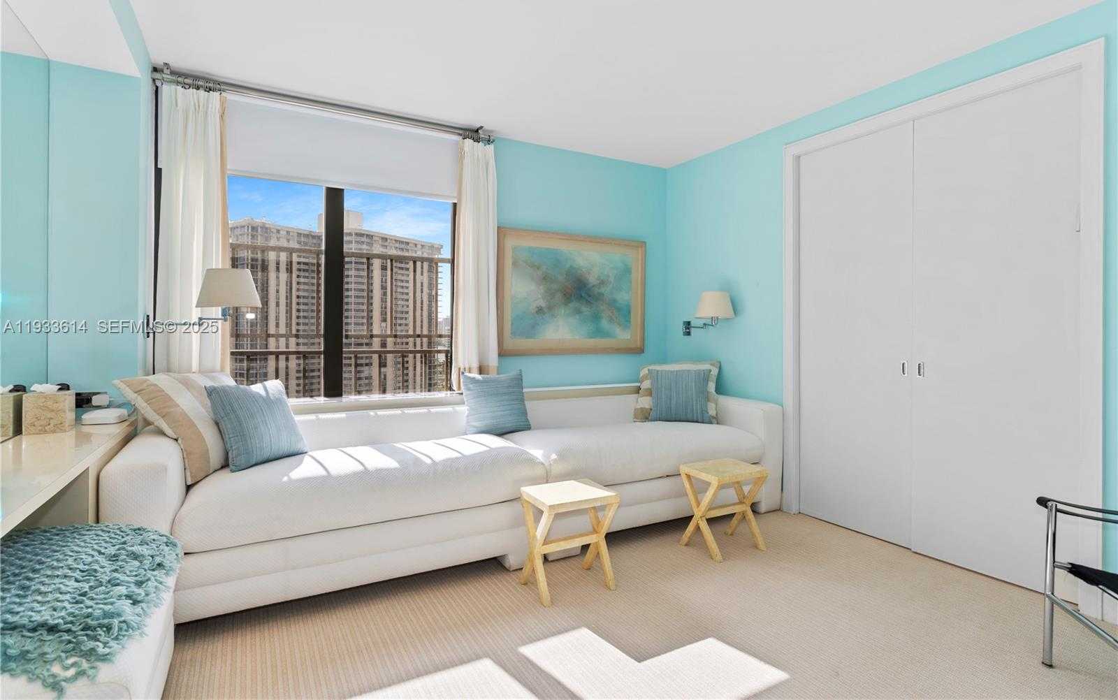 Small Image of 19667 TURNBERRY WAY #17K, Aventura Number 19