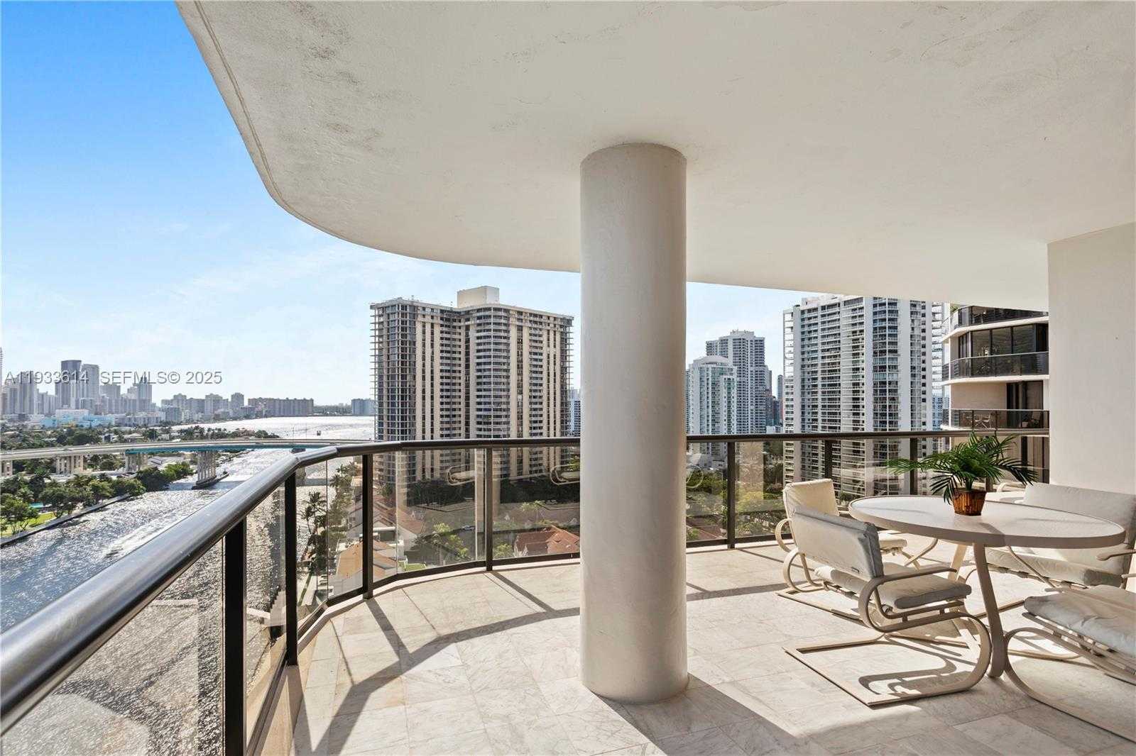 Small Image of 19667 TURNBERRY WAY #17K, Aventura Number 26