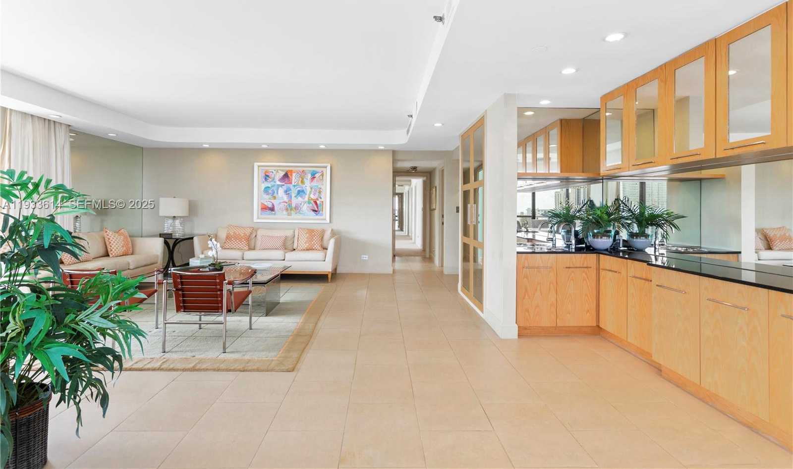 Small Image of 19667 TURNBERRY WAY #17K, Aventura Number 8