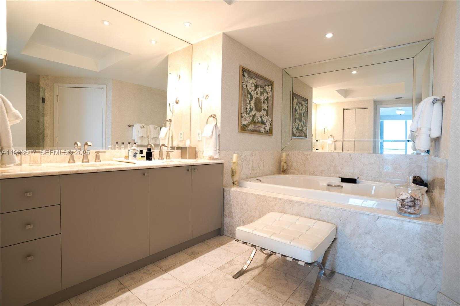 Small Image of 1331 BRICKELL BAY DR #1609, Miami Number 38