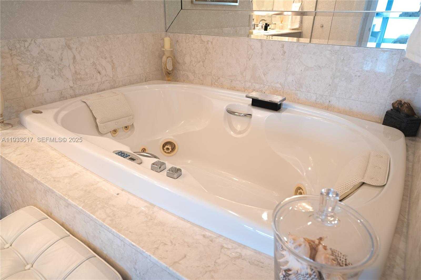 Small Image of 1331 BRICKELL BAY DR #1609, Miami Number 39