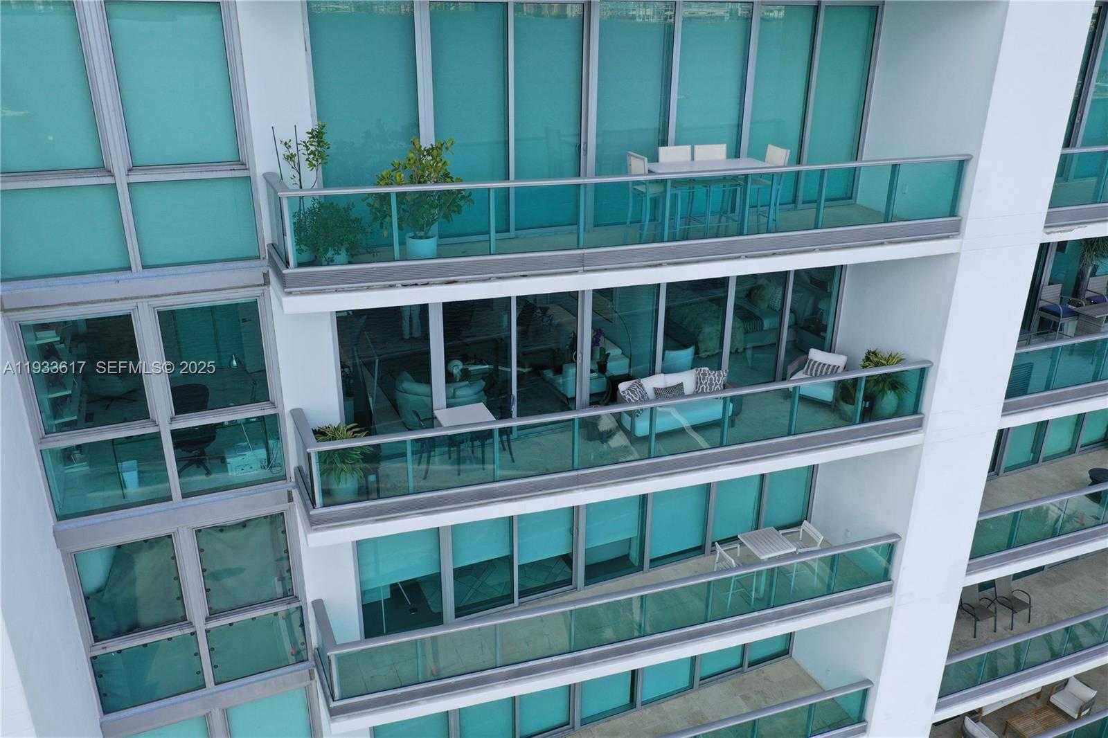 Small Image of 1331 BRICKELL BAY DR #1609, Miami Number 5